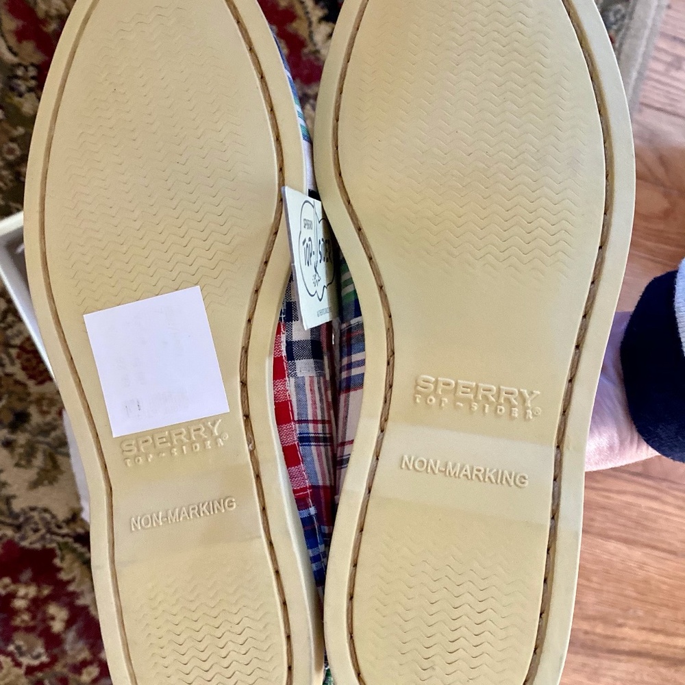 New in Box Sperry Topsider Madras Boat Shoes - Picture 4 of 4